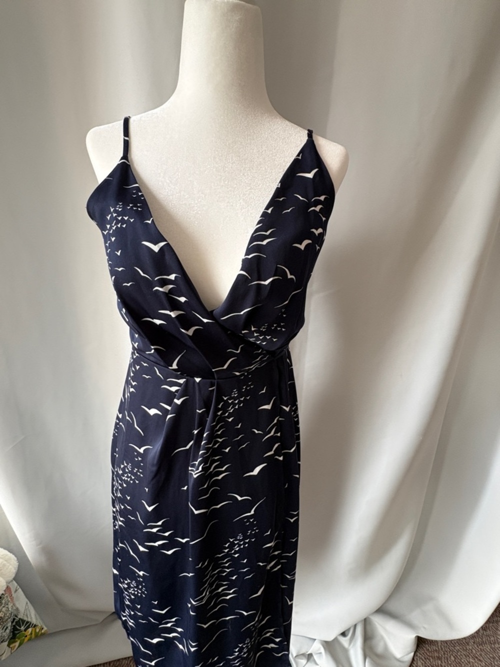 BCBGeneration Navy and White Bird-Print Midi Dress with Wrap Tie Closure - Picture 3 of 8